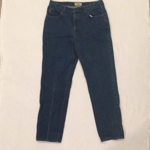 ll bean classic fit dark wash jeans ✨